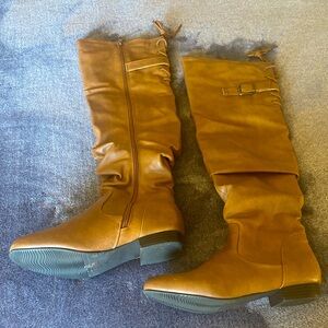 Women’s tall boots, EUC size 8.5